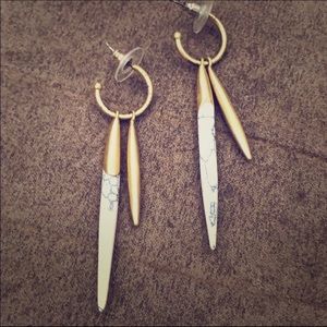 Stella & Dot Earrings & Necklace Set